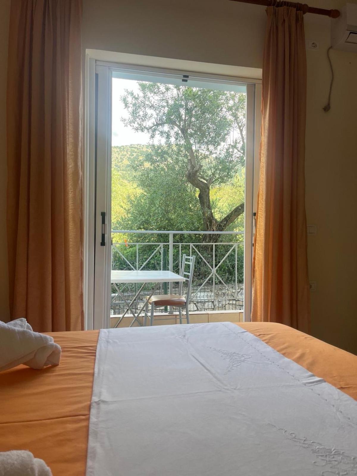 Villa Olivia Grove Himarë Exteriér fotografie